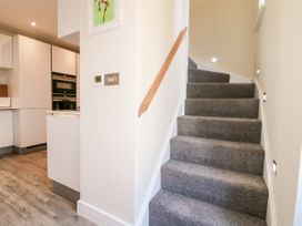 4 Loveday Mews - Cotswolds - 1022261 - thumbnail photo 13