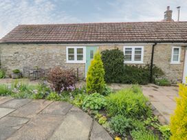 Cartwheel Cottage - North Yorkshire (incl. Whitby) - 1022390 - thumbnail photo 1