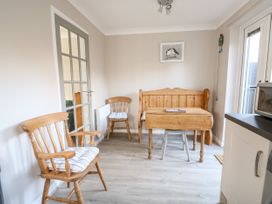 Little Wash Cottage - Norfolk - 1027395 - thumbnail photo 12