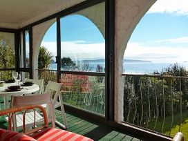 Endless Views - Opito Bay Holiday House -  - 1027841 - thumbnail photo 2