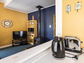 Oroua Cottage - Rangataua Bach -  - 1028266 - thumbnail photo 13