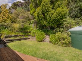 The Retreat - Front Beach Bach -  - 1028329 - thumbnail photo 44