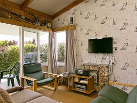 Lakeview Cottage - Rainbow Point Holiday Home -  - 1028398 - thumbnail photo 3