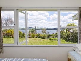 Lakeview Cottage - Rainbow Point Holiday Home -  - 1028398 - thumbnail photo 1