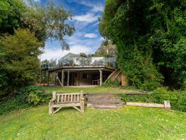 Pukawa Haven - Pukawa Bay Holiday Home -  - 1028401 - thumbnail photo 17