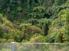 Pukawa Haven - Pukawa Bay Holiday Home -  - 1028401 - thumbnail photo 24