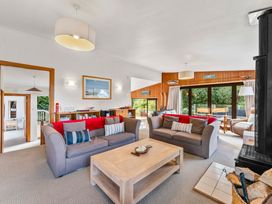 Pukawa Haven - Pukawa Bay Holiday Home -  - 1028401 - thumbnail photo 6