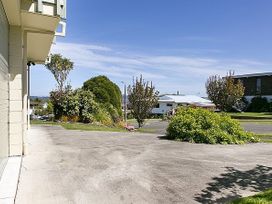 Golders Heights - Taupo Holiday Home -  - 1028426 - thumbnail photo 21