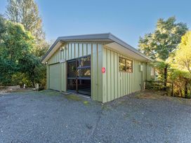 Ruatotara - Pukawa Holiday Home -  - 1028456 - thumbnail photo 19