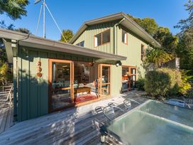 Ruatotara - Pukawa Holiday Home -  - 1028456 - thumbnail photo 16