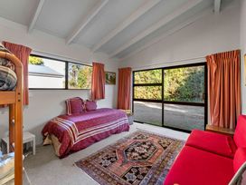 Ruatotara - Pukawa Holiday Home -  - 1028456 - thumbnail photo 11