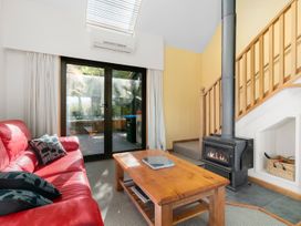Fantail on Goldleaf - Queenstown Holiday Home -  - 1028755 - thumbnail photo 11