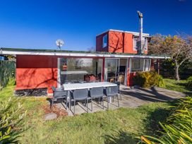 Moeroa - Wharewaka Holiday Home -  - 1028930 - thumbnail photo 46