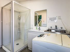 Moeroa - Wharewaka Holiday Home -  - 1028930 - thumbnail photo 41