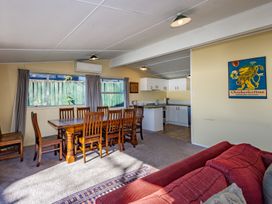 Moeroa - Wharewaka Holiday Home -  - 1028930 - thumbnail photo 11