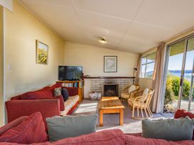 Moeroa - Wharewaka Holiday Home -  - 1028930 - thumbnail photo 15