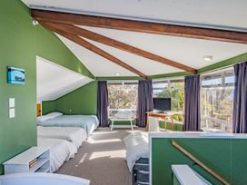 Moeroa - Wharewaka Holiday Home -  - 1028930 - thumbnail photo 35