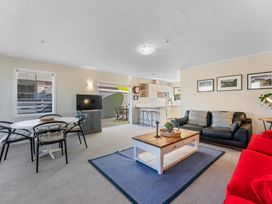 Jacksons - Two Mile Bay Holiday Home -  - 1029292 - thumbnail photo 6