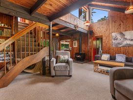 Lakeside Villa - Lake Rotoiti Holiday Home -  - 1029656 - thumbnail photo 5