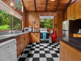 Lakeside Villa - Lake Rotoiti Holiday Home -  - 1029656 - thumbnail photo 8