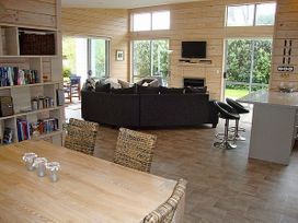 Relax at Cooks - Cooks Beach Holiday Home -  - 1029896 - thumbnail photo 4