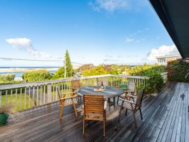 Talinga Ocean Views - Mangawhai Holiday Home -  - 1030439 - thumbnail photo 2