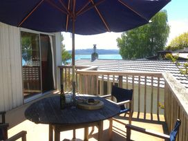Relax Lakeside - Five Mile Bay Holiday Home -  - 1030469 - thumbnail photo 23
