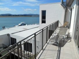 Absolute Waterfront, Tauranga Apartment -  - 1030589 - thumbnail photo 3
