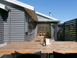 Central Haven - Taupo Holiday Home -  - 1030739 - thumbnail photo 2