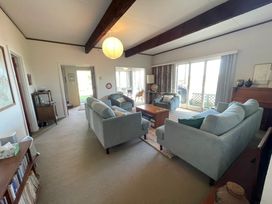 Jacaranda Lodge - Napier Hill Holiday Home -  - 1030797 - thumbnail photo 23