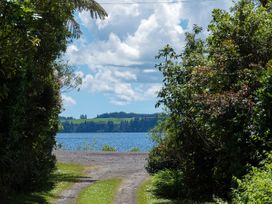 Lakeside Hideaway - Lake Rotoiti Holiday Home -  - 1031027 - thumbnail photo 2