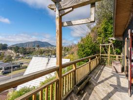 Treetop Hideaway - Taupo Holiday Home -  - 1031097 - thumbnail photo 15