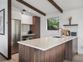 Acacia View at No. 3 - Acacia Bay Holiday Home -  - 1031196 - thumbnail photo 11