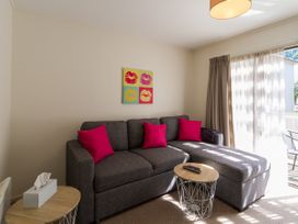 Queenstown Central - Queenstown Holiday Apartment -  - 1031243 - thumbnail photo 2