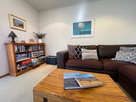 Wanaka Tranquility - Wanaka Holiday Home -  - 1031281 - thumbnail photo 5