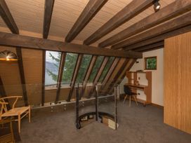 Crows Nest - Queenstown Holiday Home -  - 1031385 - thumbnail photo 16