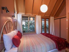 Evergreen Haven - Queenstown Holiday Home -  - 1031499 - thumbnail photo 13