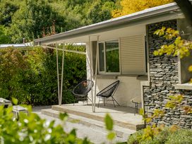 Alchemy Cottage - Arrowtown Holiday Home -  - 1031514 - thumbnail photo 2
