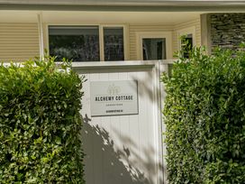 Alchemy Cottage - Arrowtown Holiday Home -  - 1031514 - thumbnail photo 15