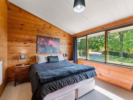 Heights Haven - Acacia Bay Holiday Home -  - 1031533 - thumbnail photo 26