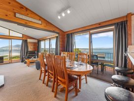 Heights Haven - Acacia Bay Holiday Home -  - 1031533 - thumbnail photo 13