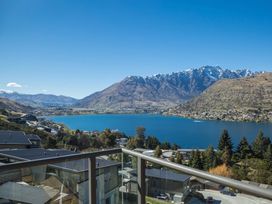 Grand View Queenstown - Queenstown Holiday Home -  - 1031600 - thumbnail photo 4