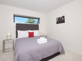 Southern Lakes Spa - Queenstown Apartment R2 -  - 1031611 - thumbnail photo 7