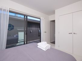Southern Lakes Spa - Queenstown Apartment R2 -  - 1031611 - thumbnail photo 6