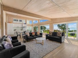 Beachfront Escape - Snells Beach Holiday Home -  - 1031681 - thumbnail photo 8