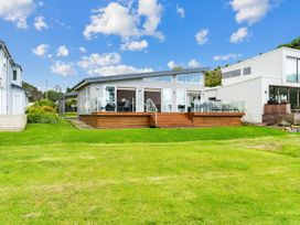 Beachfront Escape - Snells Beach Holiday Home -  - 1031681 - thumbnail photo 26