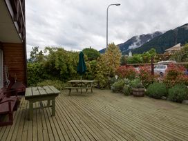 Rest and Relax - Queenstown Holiday Home -  - 1031693 - thumbnail photo 19