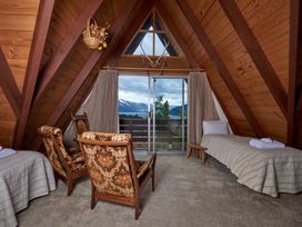 Rest and Relax - Queenstown Holiday Home -  - 1031693 - thumbnail photo 13