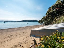 Peaceful Picnic Bay - Surfdale Holiday Home -  - 1031753 - thumbnail photo 18