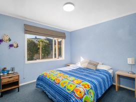 Nest by the Beach - Cooks Beach Holiday Home -  - 1031805 - thumbnail photo 13